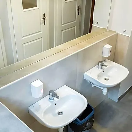 Hostel Universus
